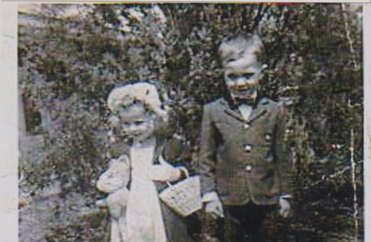 Bruce and Linda in the late 1950's 001
