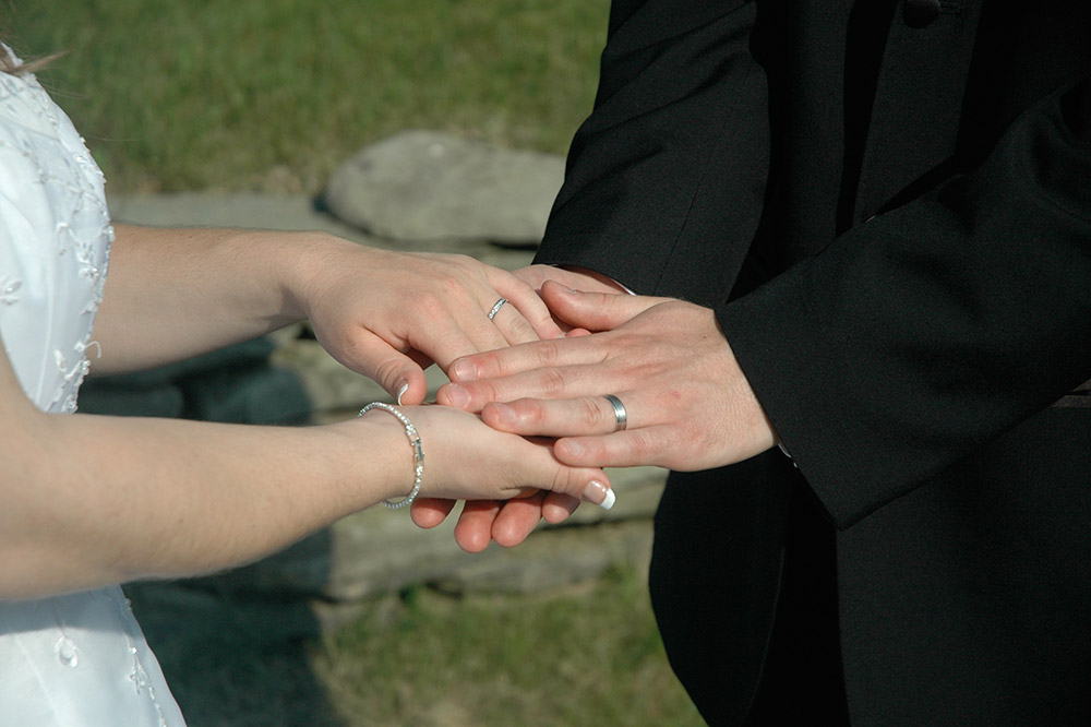 Practical Ways to Stay Committed to Your Marriage